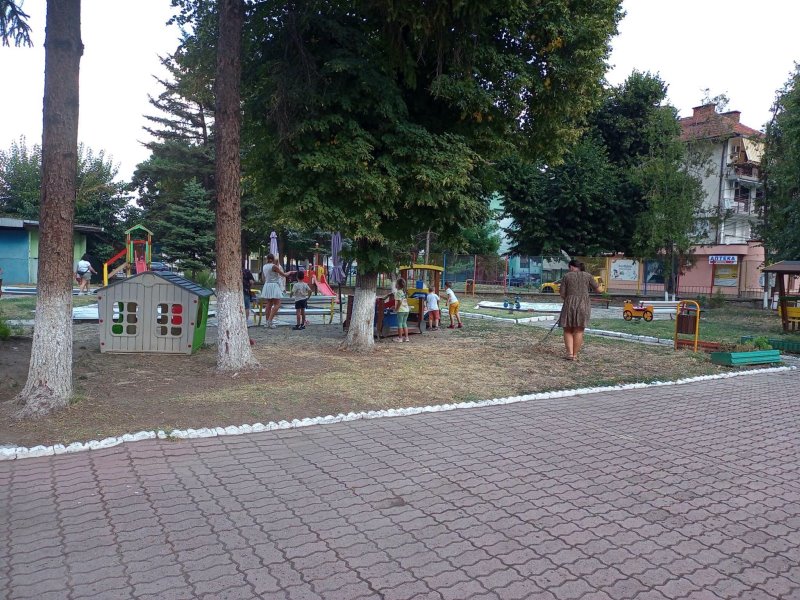 dvor-16